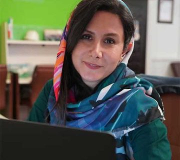 آناهیتا دلاویز